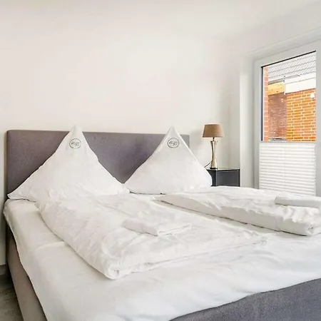 With 2 Bedrooms